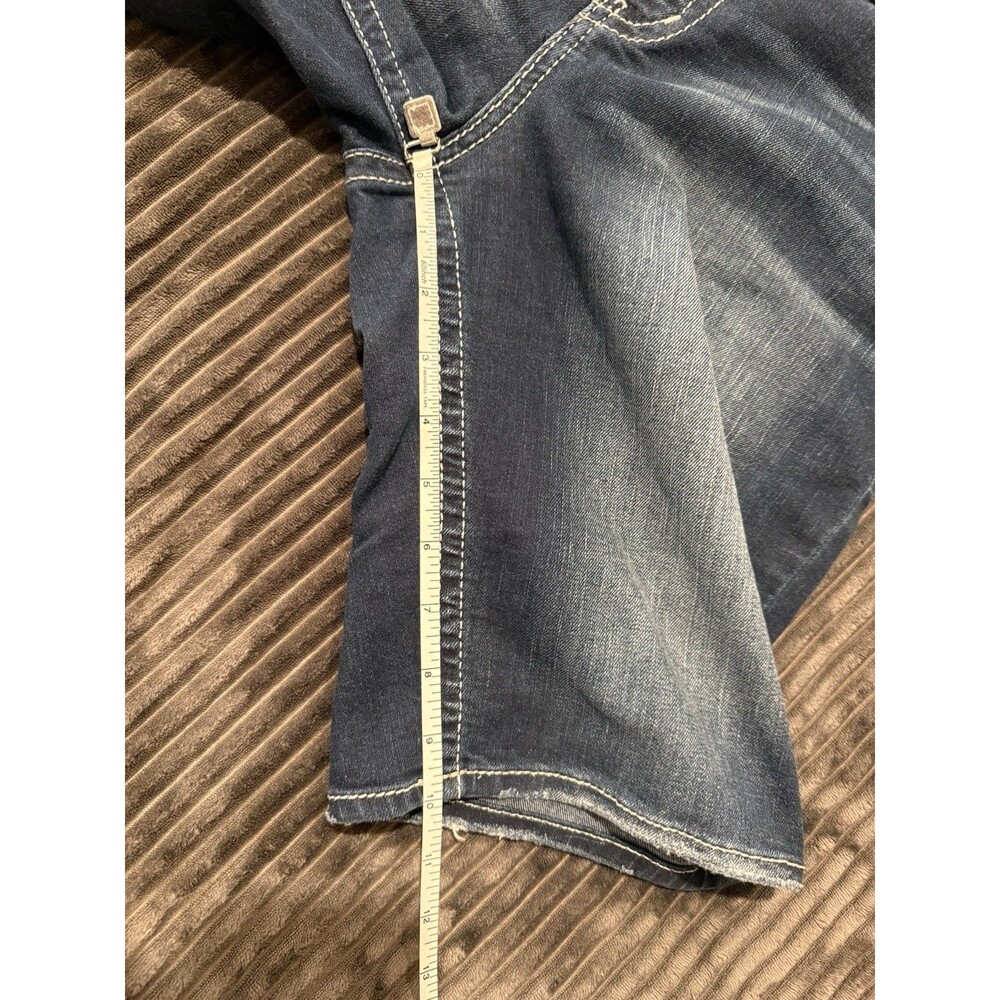 Silver Jeans Suki Bermuda Jean Shorts Size W31 L11 Dark Wash/Faded - Picture 5 of 7